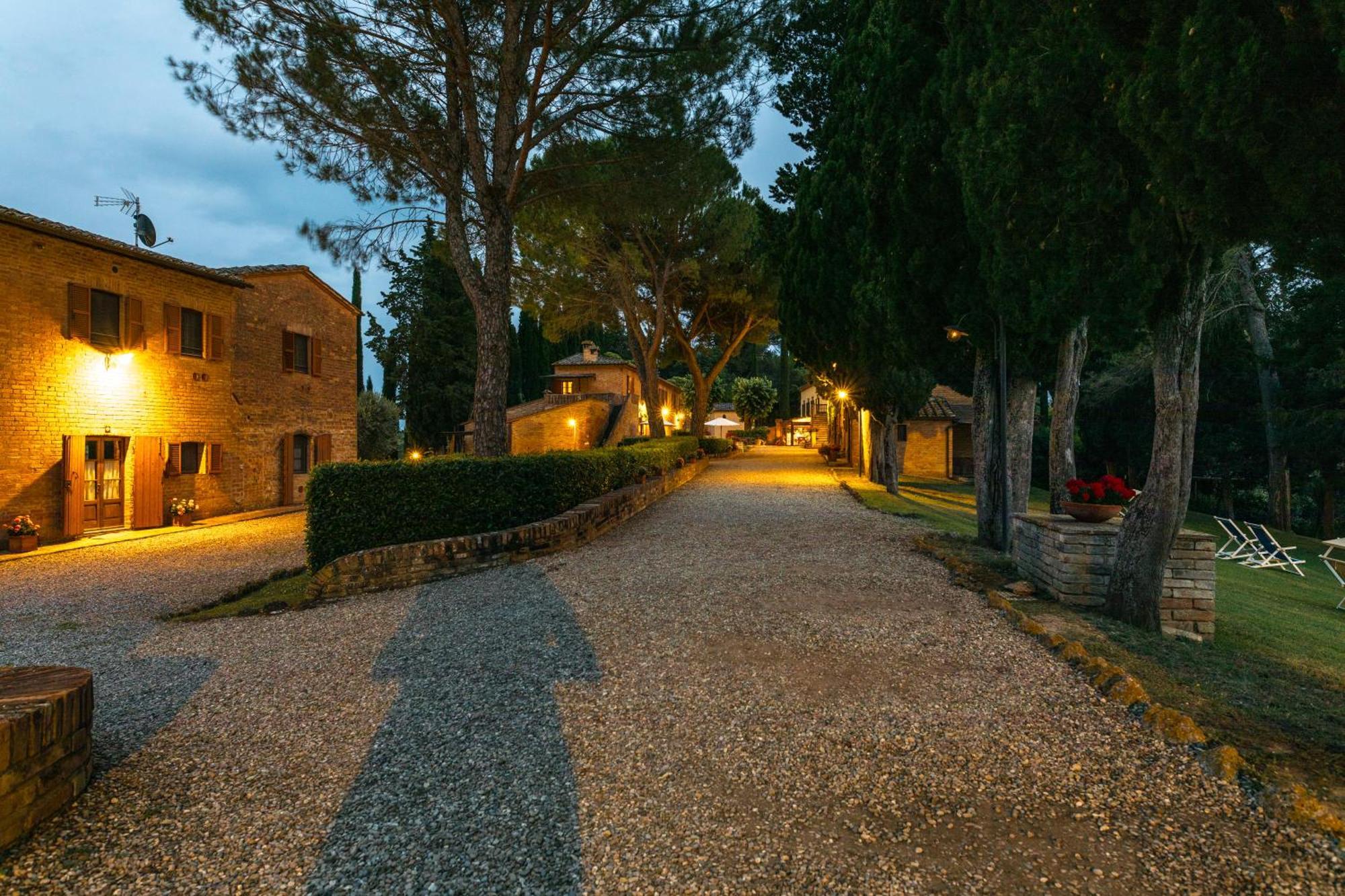 Villa Agriturismo Tenuta La Campana Asciano Dış mekan fotoğraf