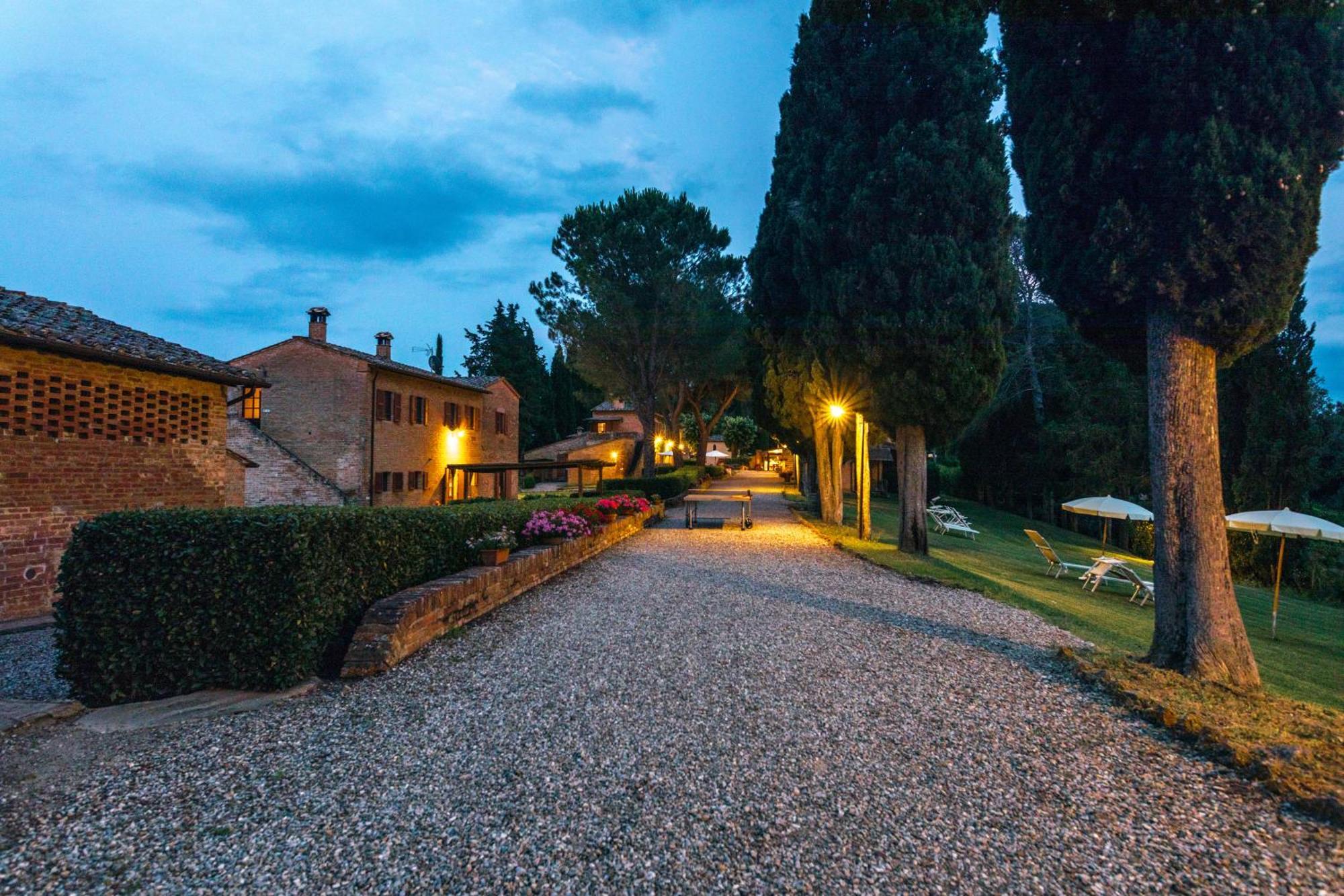 Villa Agriturismo Tenuta La Campana Asciano Dış mekan fotoğraf