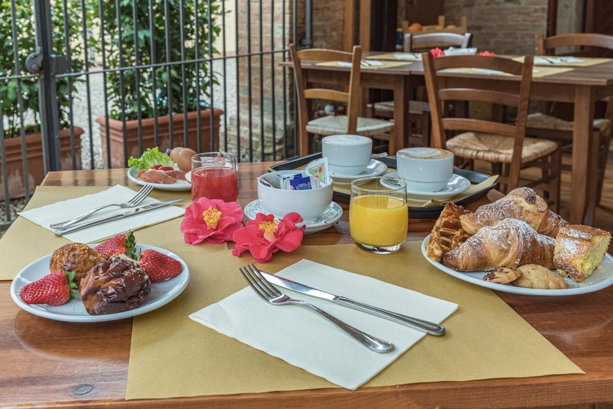 Villa Agriturismo Tenuta La Campana Asciano Dış mekan fotoğraf